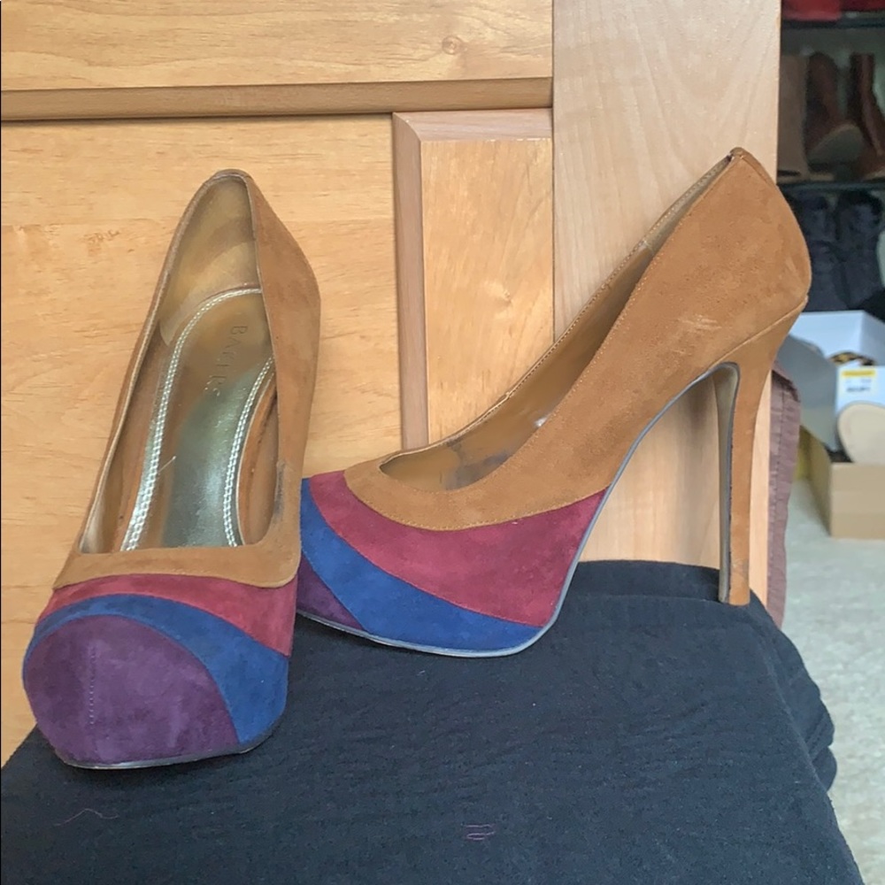 Heels - Picture 2 of 2